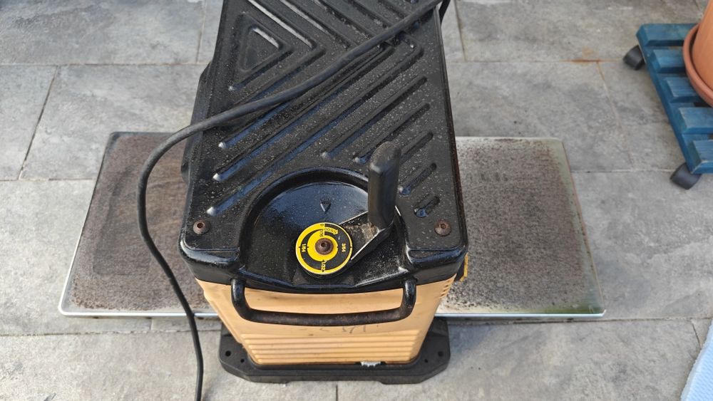 DeWALT DW733 mașină de rindeluit 1800 W – 317 mm