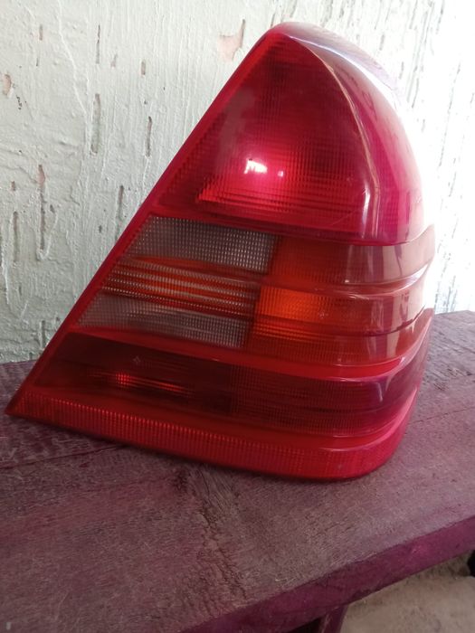 Продам фары mercedes