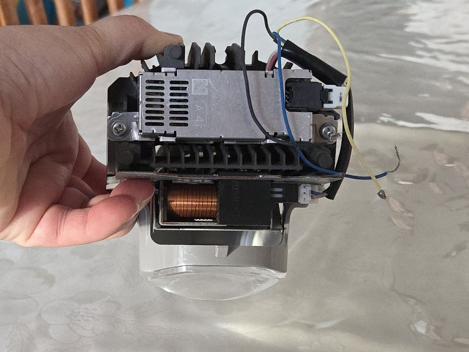 Линза bi-led от Subaru forester