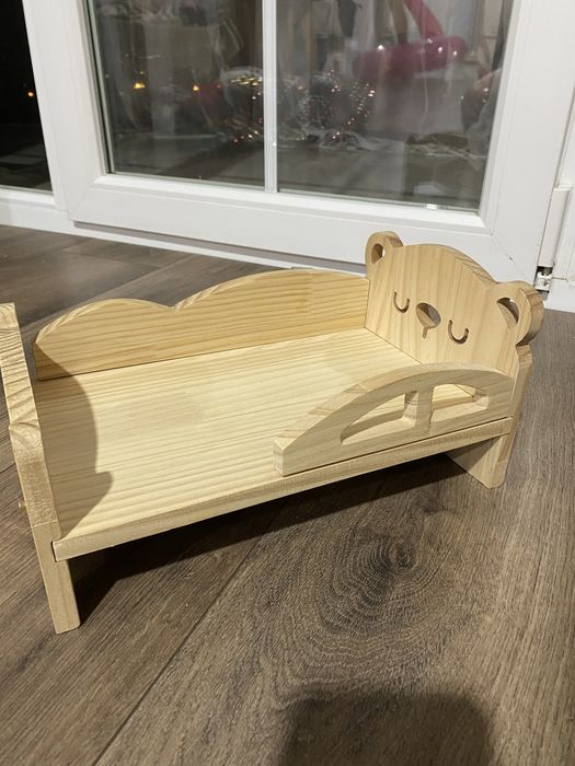 Кровать для куклы