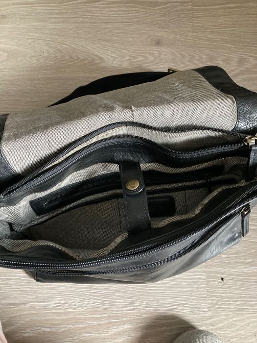 Чанта-планшет, висококачествена кожа