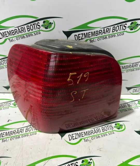 Lampa stop stanga pe aripa Volkswagen VW Polo 2001 1.4 MT (60 hp)