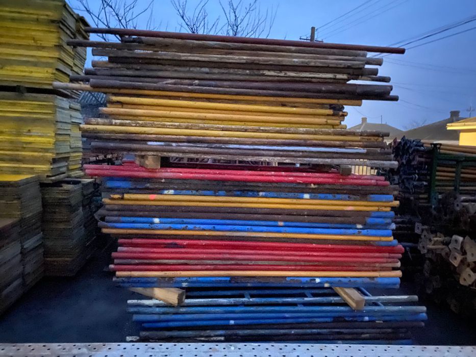 Popi metalici ,panourii doka ,schela metalică ,montanți ,colțare