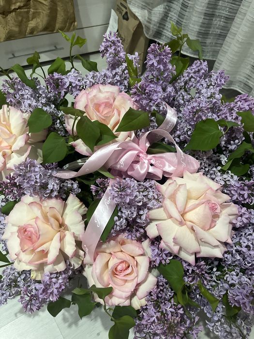 Апрельский сирень букет корзина