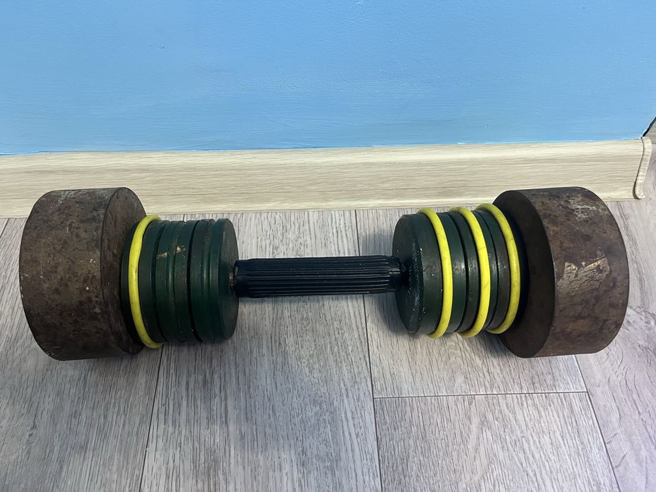Продам гантель 15,20 кг