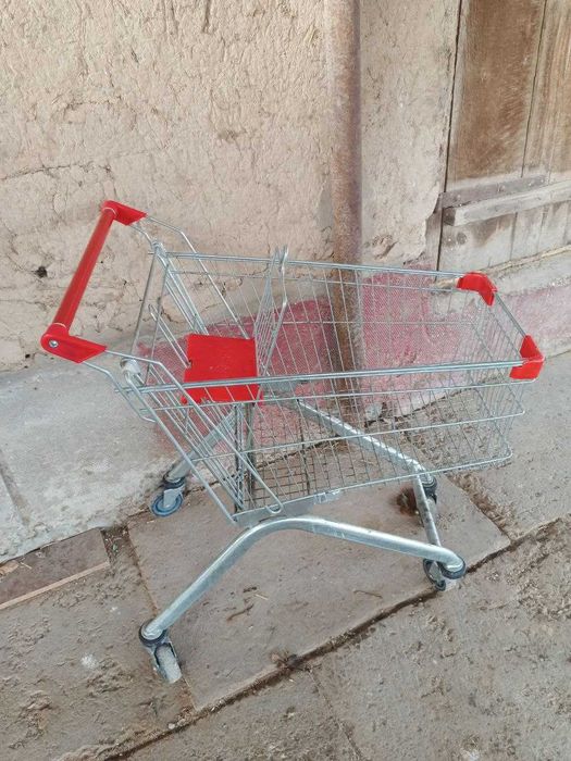 Тележка покупательская