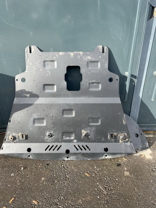 Scut motor metalic Hyundai Elantra 2021-Prezent