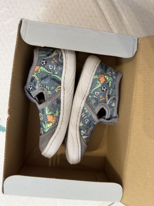 Боси пантофи Todor