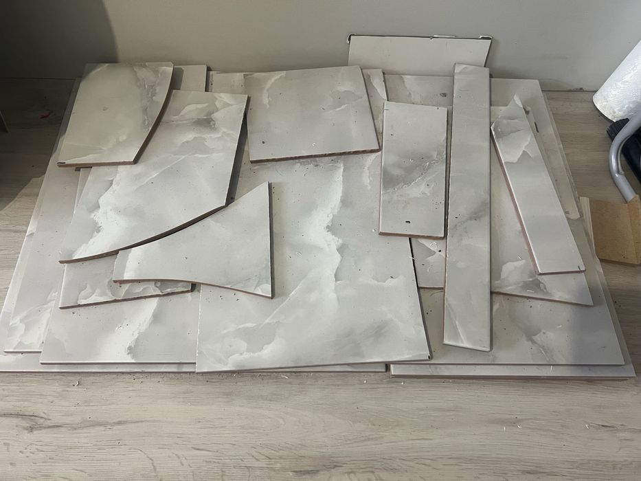 Остатки плитки отдам бесплатно