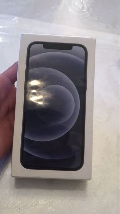 Iphone 12 в отличном состояний