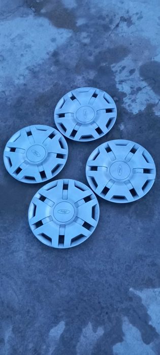 Оригинални тасове за форд фиеста 14 цола