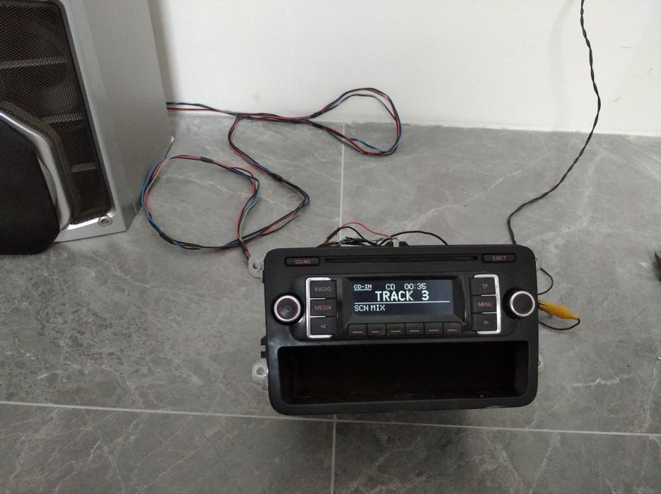 Автомагнитолла на в оригинале