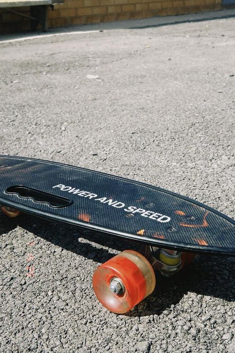 Скейдборд power and speed