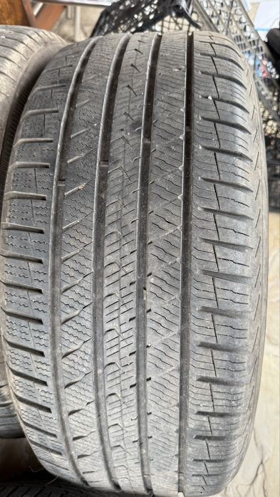 Гуми vredestein 235/55/17