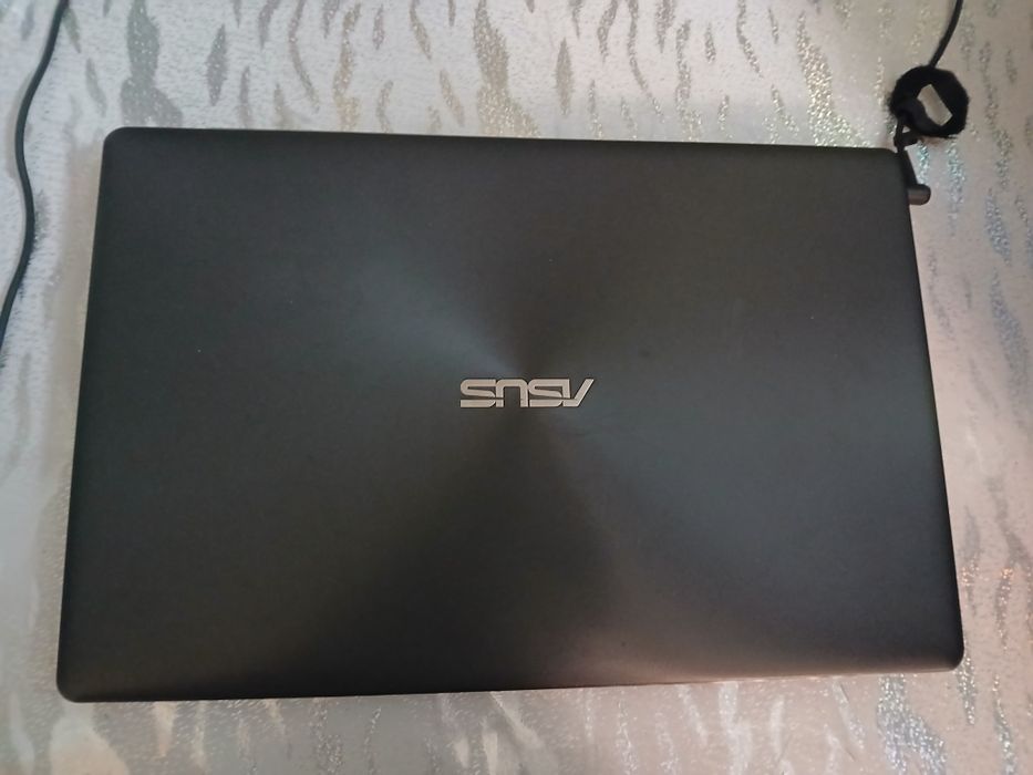 Продам ноутбук Асус