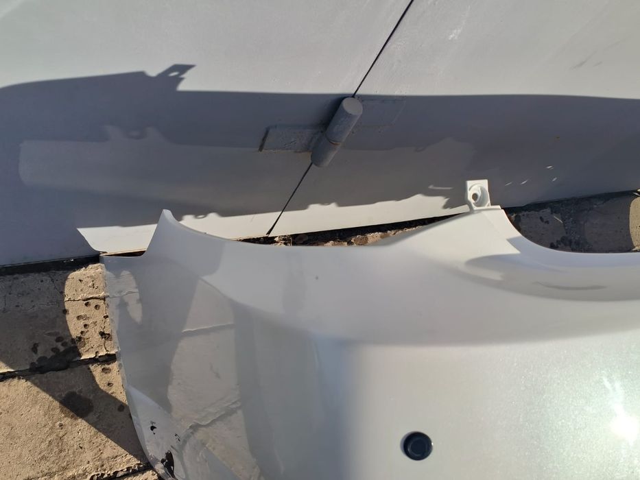 Бампер crown 200, grs204, gws204