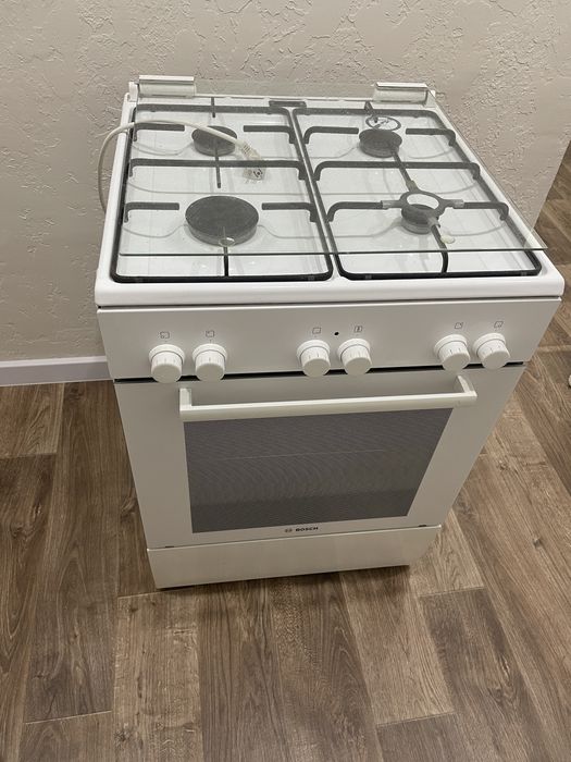 Продам газ плиту