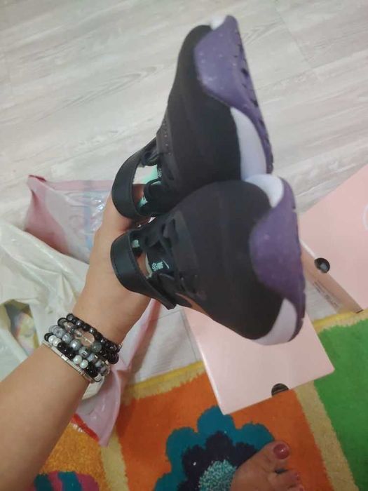 Vand pantofi sport , nr 33,50 on