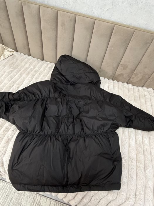 продам очень крутую куртку на весну