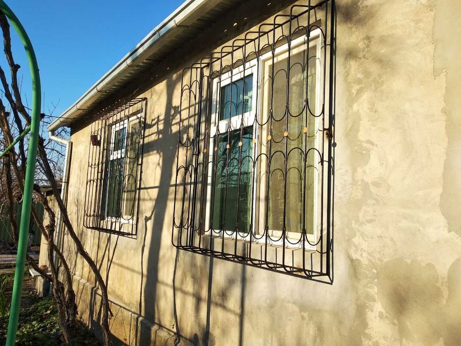 Решётки на окна .  Arzon & Sifatli! козырьки kovka rewotka panjaralar