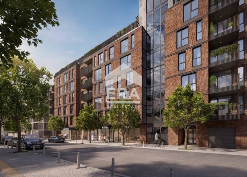 Четиристаен апартамент за продажба в луксозна бутикова сграда, Център,