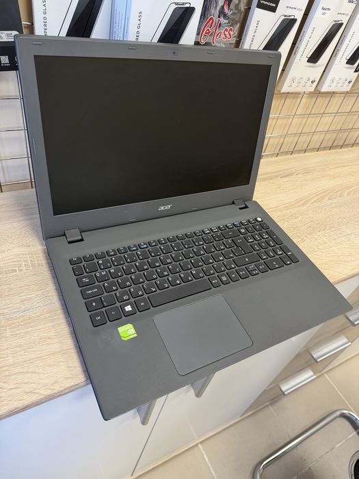 Лаптоп Acer Aspire E5-532 - 15,6 инча, отличен