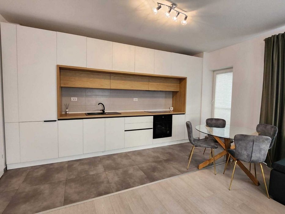 Apartament 2 camere, langa Coresi Mall