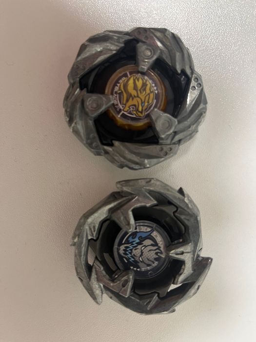 Originalni Beyblade x
