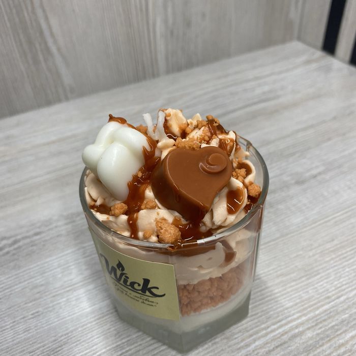 Свечи ручной работы. С ароматом клубники, шоколада, мандарина.