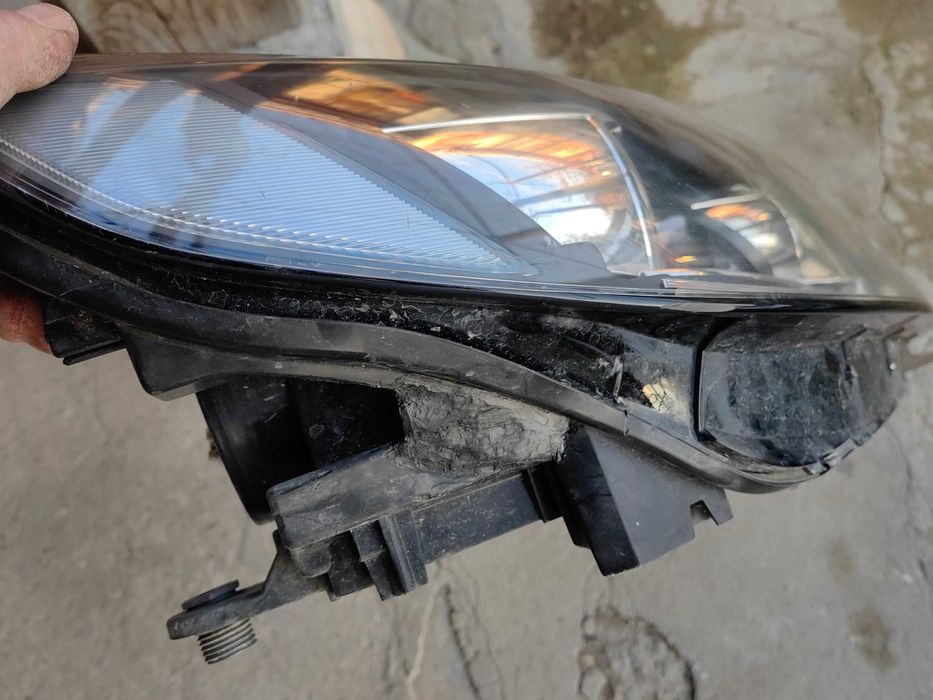 Фар VW Passat CC Bi-Xenon LED десен / Фар Пасат ЦЦ Оригинален