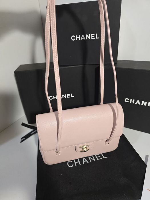 Налична чанта Chanel Preppy Coco pink