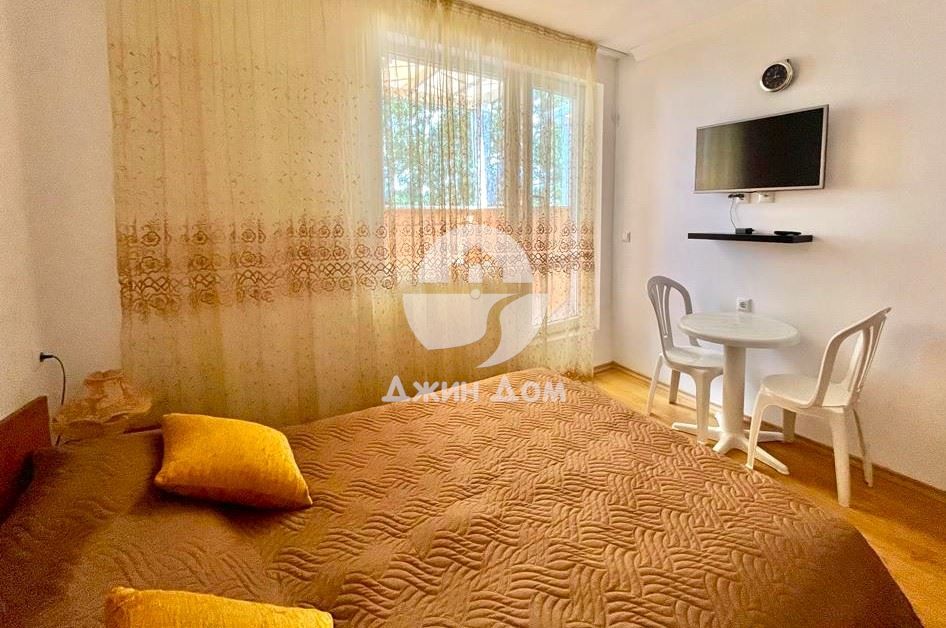 Продава се Тристаен апартамент в к.к. Слънчев бряг - 72 кв.м за 1528 €/кв.м - Снимка #5