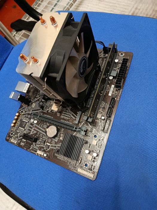 Комплект i3-10100F