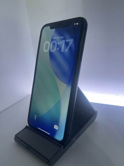 vand iphone 11 64gb
