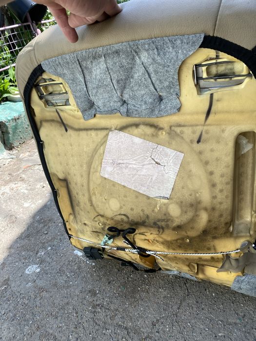 Бмв Х6 е71 задние сидение