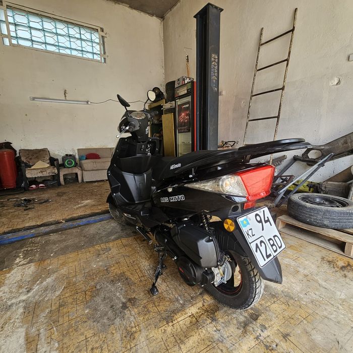 М8 про 150 куб в идеальном состояний