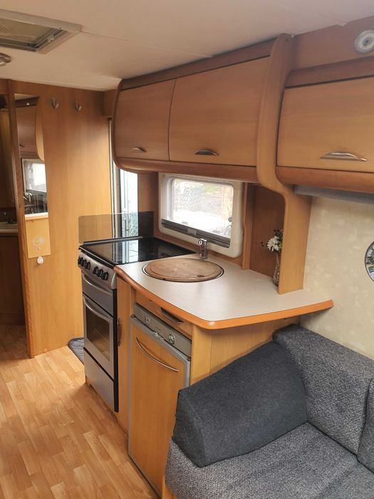 Каравана Swift Challenger 2005