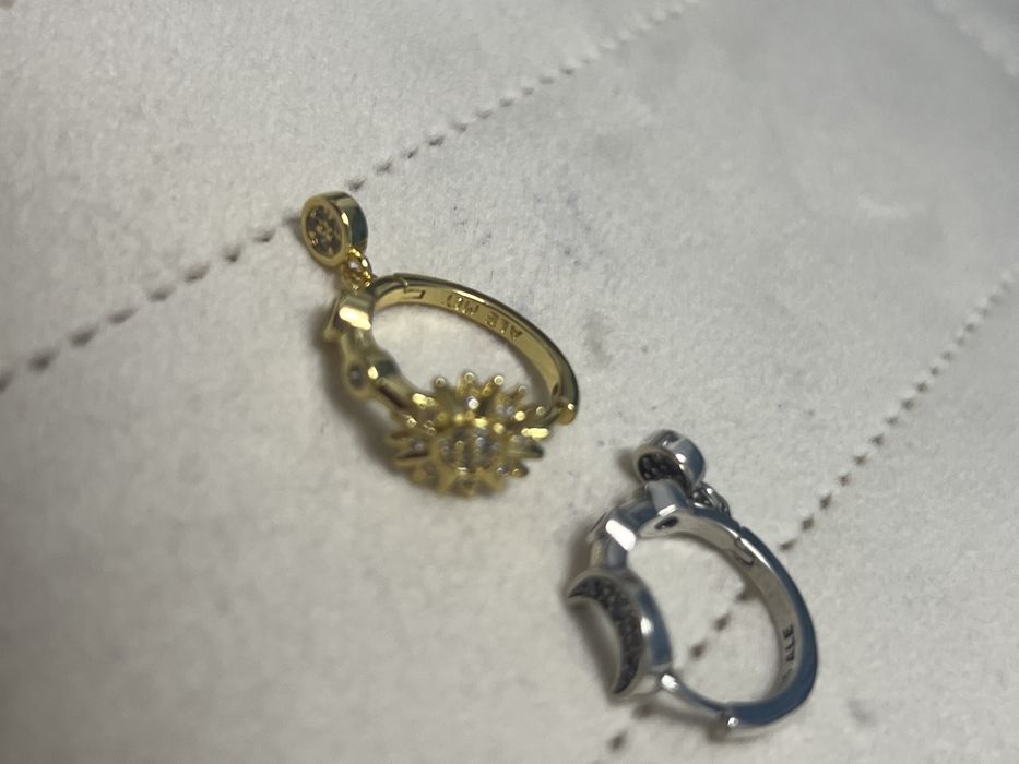 Pandora cercei asimetrici luna soare