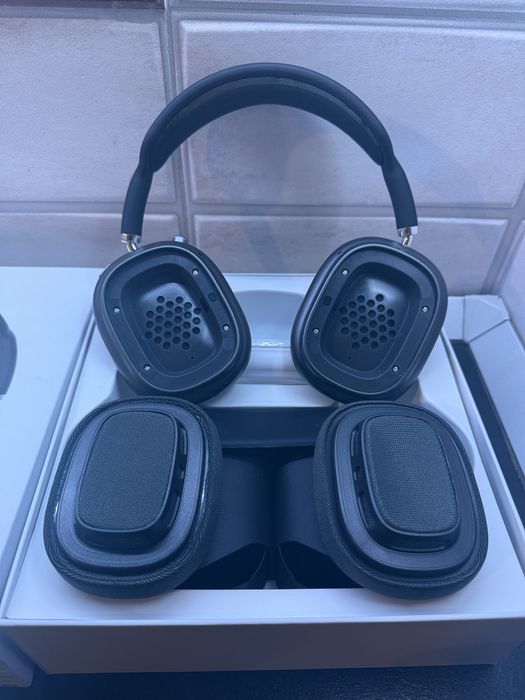 Casti Bluetooth tip AirPods Max UA Negre – ANC, Spatial Audio