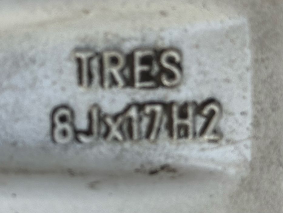 Jante de pe bmw x1 225/50/17 anvelope de vara