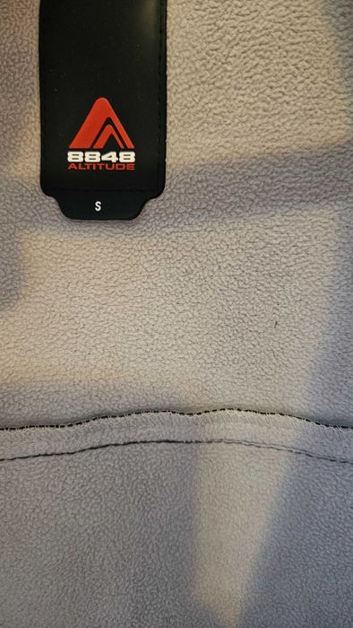 8848 Altitude яке вятър/дъжд