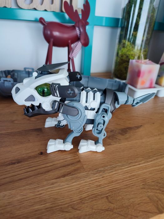 Dinozaur Biopod cu sunete si lumini - umbla