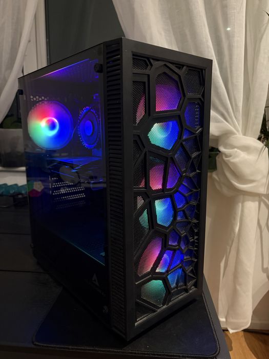 PC Gaming i5 12400F + RX 7600 | 32GB RAM | Rulează orice joc | 1080p/1440p