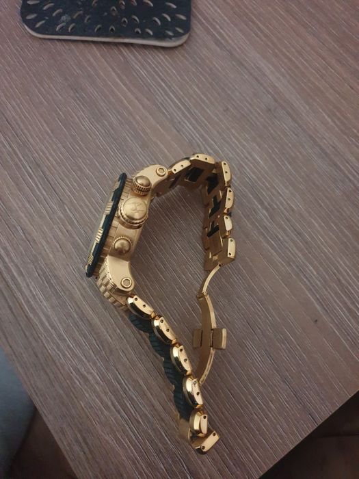 Vand Ceas Invicta