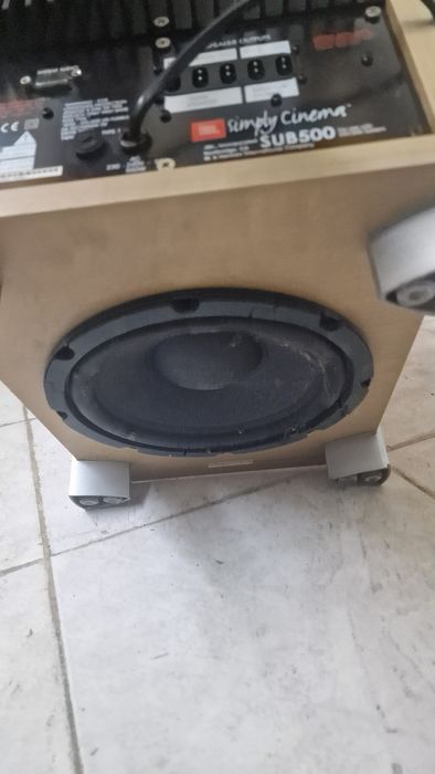 Саб JBl оригинал без ресивера
