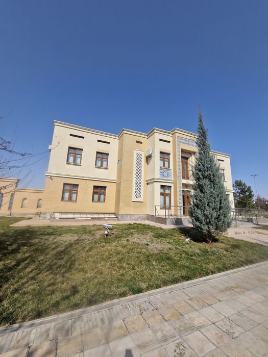 Шахрисабз Майдонда Уй сотилади  коттедж