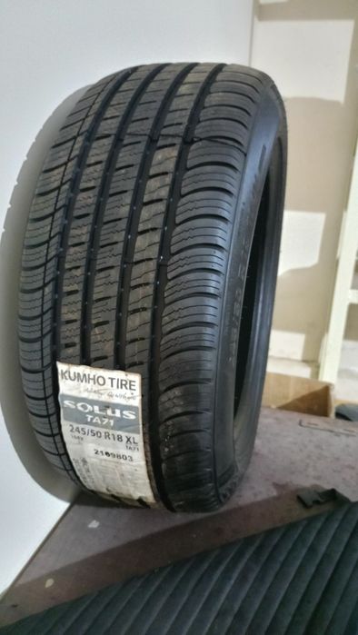 R18 245/50 Malibu balon 1 ta dona KUMHO