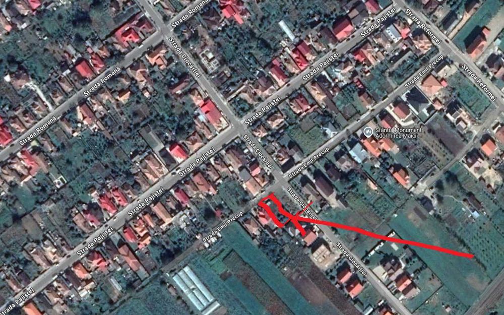 Vand teren intravilan imprejmuit, cu toate utilitatile, asfalt