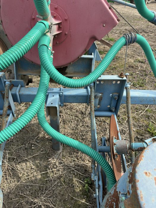 De vanzare semanatoare de porumb SPC 6