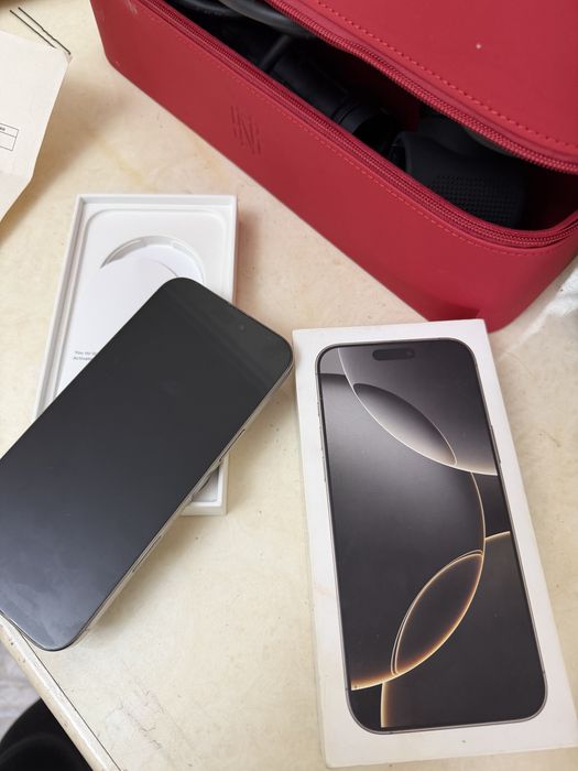 Айфон 16 про мах